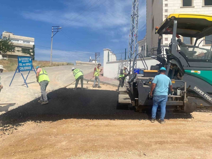 Şahinbey’de Havalar Isında Asfalt Çalışmaları Hız Kazandı