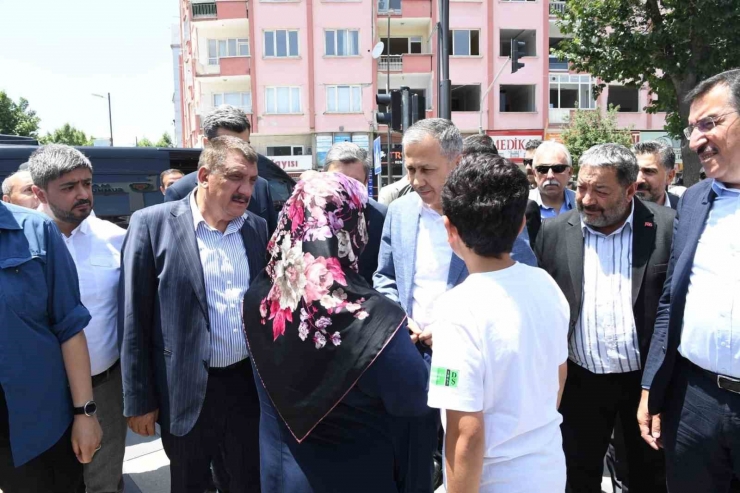 İçişleri Bakanı Ali Yerlikaya Malatya’da İncelemelerde Bulundu