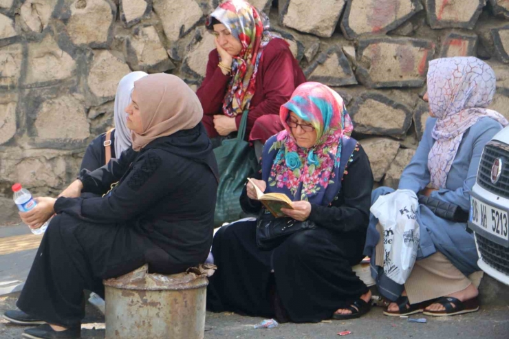 Diyarbakır’da Yks’nin İlk Oturumu Başladı