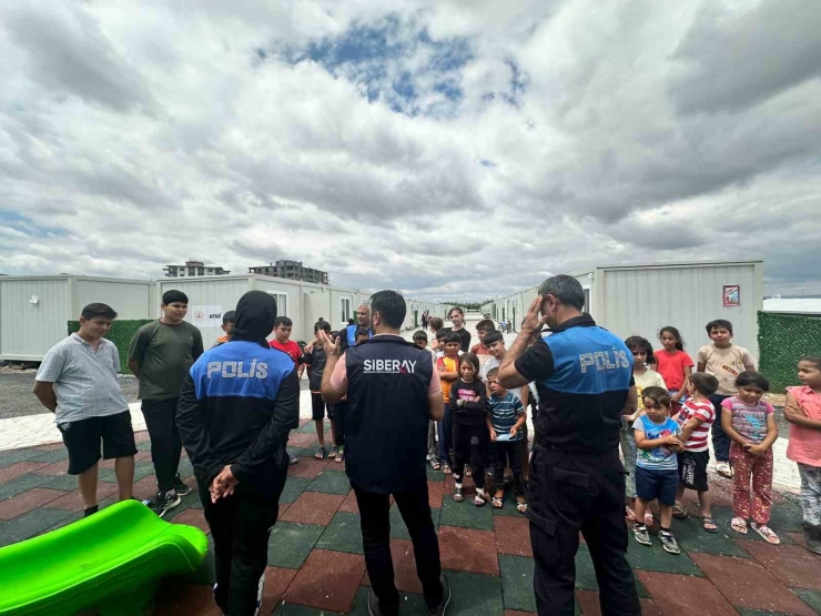 Konteynerde Kalan Depremzedeye Siber Suç Uyarısı