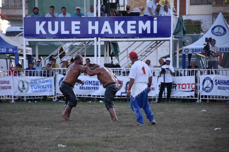 Gaziantep’te Başpehlivan Orhan Okulu Oldu