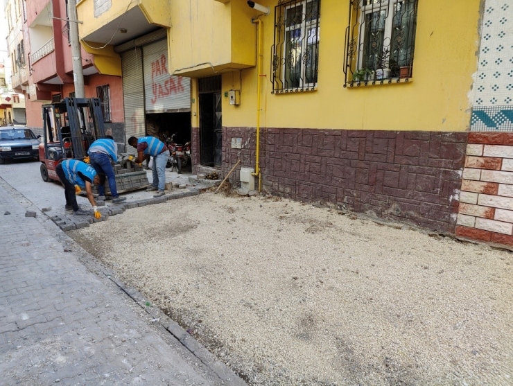 Eyyübiye’de Sel Felaketi Sonrası Çalışmalar Sürüyor