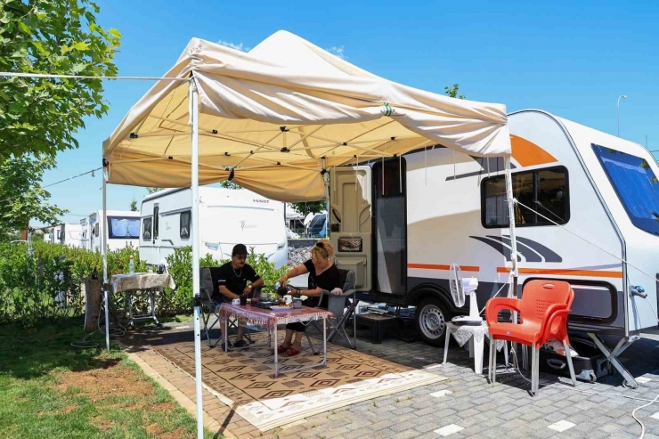 Alleben Karavan Park, Bin 550 Yerli Ve Yabancı Turisti Misafir Etti