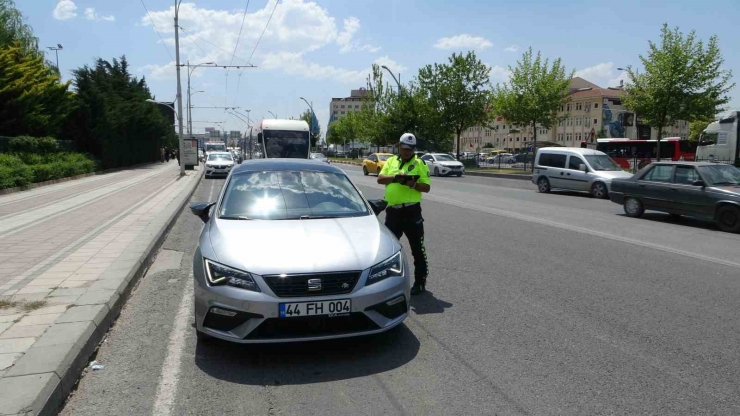 Malatya’da Trafik Denetimleri Sürüyor