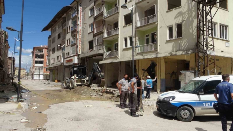 Malatya’da Patlayan Doğalgaz Borusu Paniğe Neden Oldu