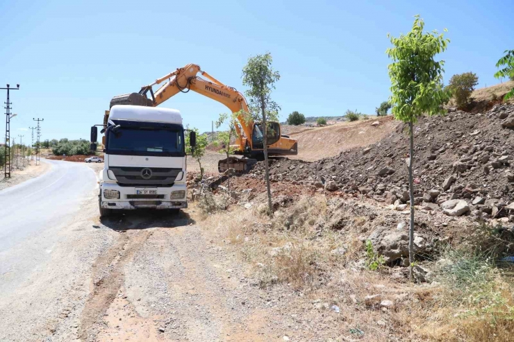 Çüngüş Millet Bahçesi’nin Yapımına Başlandı