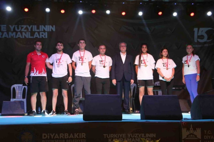 Diyarbakır’da 15 Temmuz Demokrasi Ve Milli Birlik Günü Etkinlikleri Düzenlendi