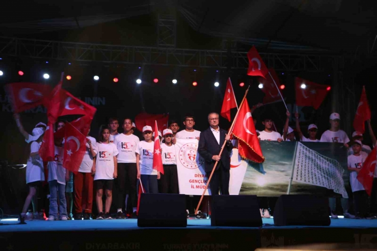 Diyarbakır’da 15 Temmuz Demokrasi Ve Milli Birlik Günü Etkinlikleri Düzenlendi