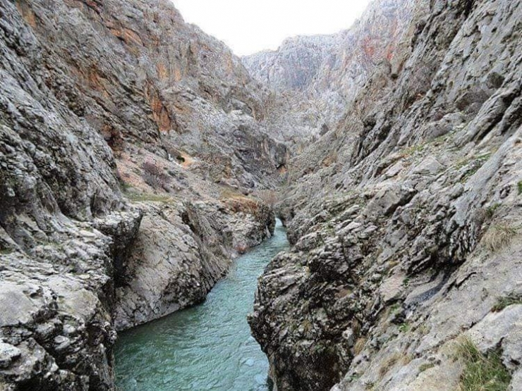 Malatya Kayaarası Kanyonu Her Mevsim Ayrı Güzel