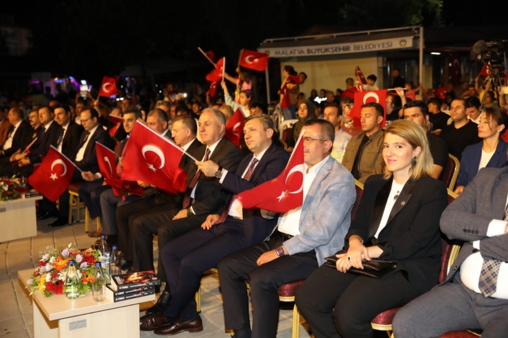 Malatya’da 15 Temmuz Demokrasi Ve Milli Birlik Günü Etkinlikleri Düzenlendi