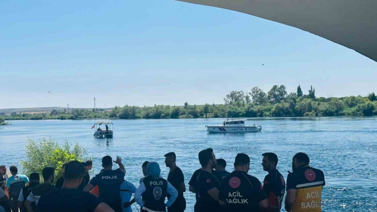 Fırat Nehri’nde Kaybolan Gencin Cesedine Ulaşıldı