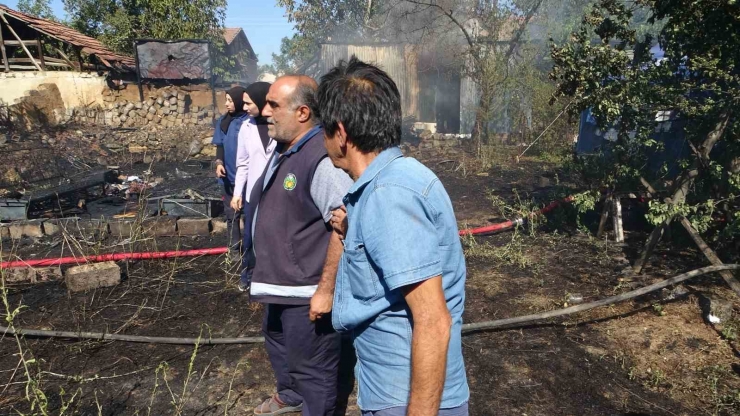 Malatya’da Yangın Sonrası Meydana Gelen Patlama Paniğe Neden Oldu