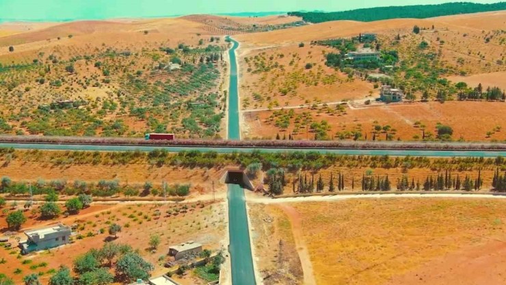 Şanlıurfa’ya Uzun Ömürlü Yollar Kazandırılıyor