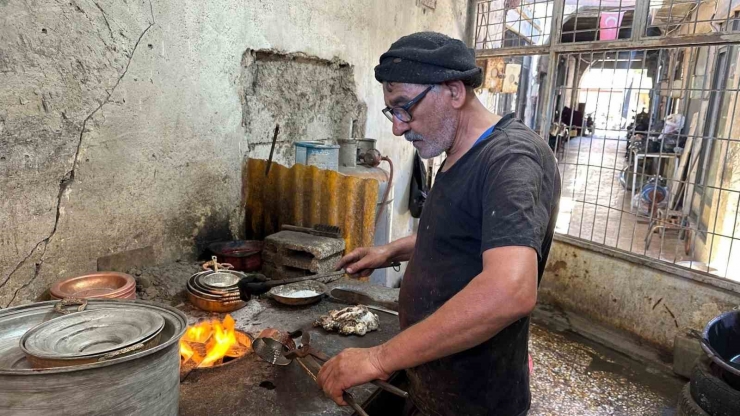 100 Derecelik Ateşin Karşısında Bunaltan Mesai