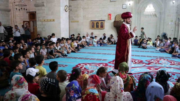 Diyarbakır’da Camilerde Çocuklar Eğlenerek Öğreniyor