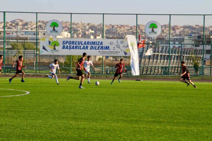 Yeşil Sahada Vefa Dolu Organizasyon