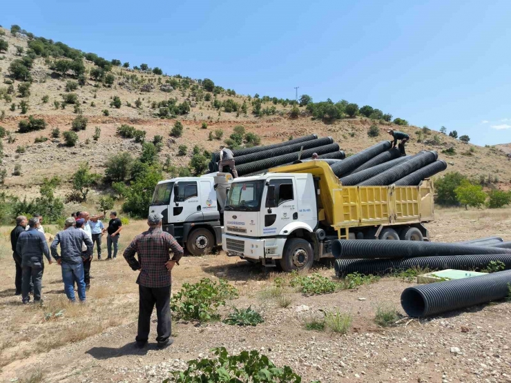 Depremin Vurduğu Doğanşehir’de Yaralar Sarılıyor