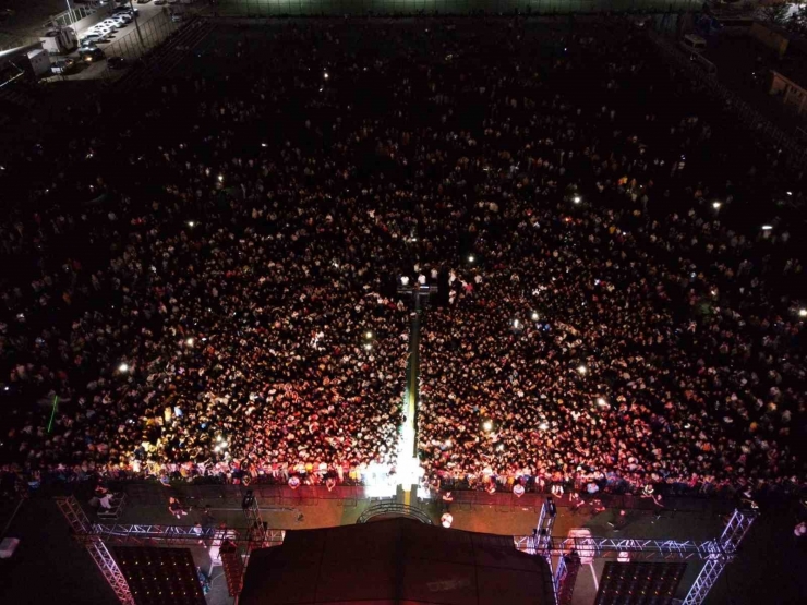 Ergani Belediyesi Kültür Festivali’ne 3 Günde 10 Binlerce Kişi Katıldı