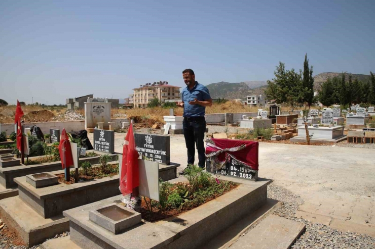 Deprem Bölgesinde Acılar Hala Taze