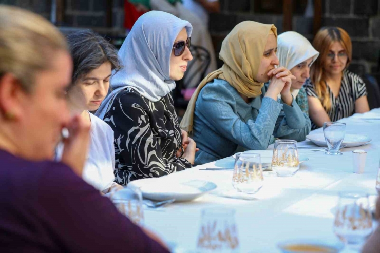 Görme Engelliler Moral Etkinliğinde Bir Araya Geldi