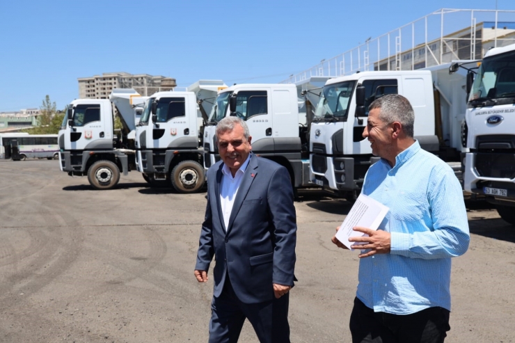 Şanlıurfa’da Belediye 40 Yeni Araç Aldı