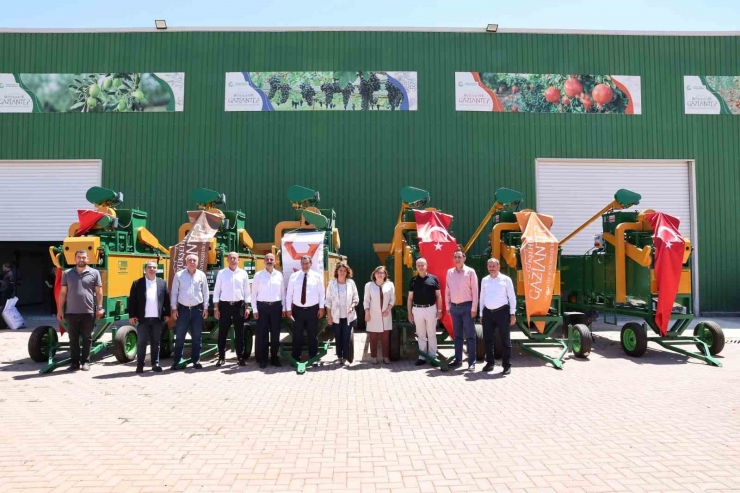 Gaziantep’te 7 İlçe Belediyesine Tohum Eleme Makinesi Dağıtıldı