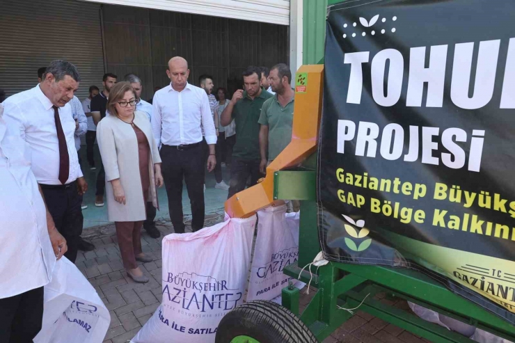 Gaziantep’te 7 İlçe Belediyesine Tohum Eleme Makinesi Dağıtıldı