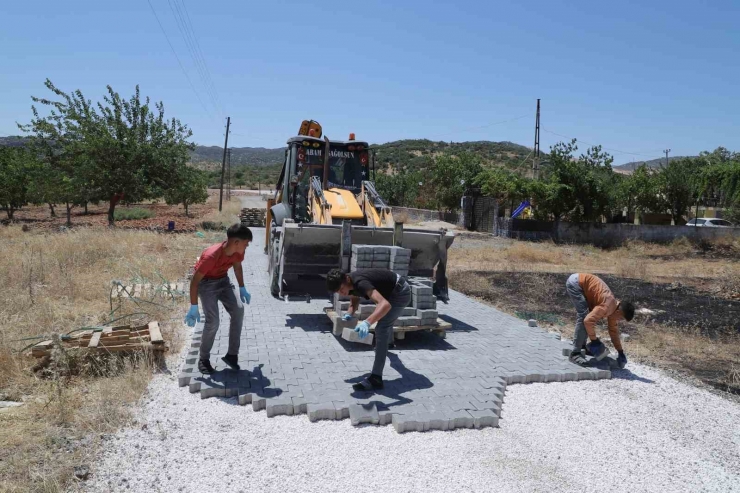 Şehitkamil’den Ağaçlı Boyno Mahallesine Kilitli Parke Taşı