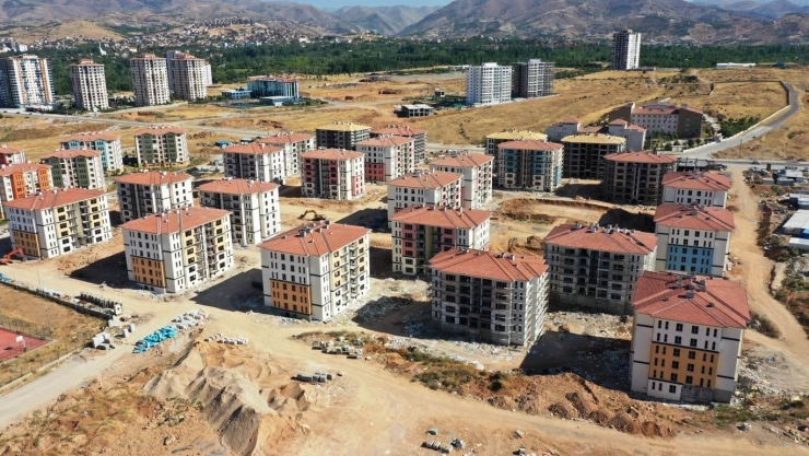 Yakınca Toki Konutları Yıl Sonu Teslim Edilecek