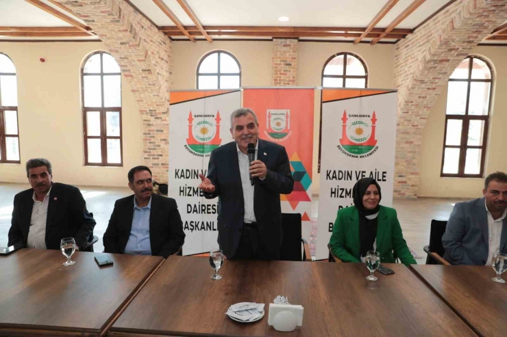 Beyazgül, Aşure Etkinliğine Katıldı