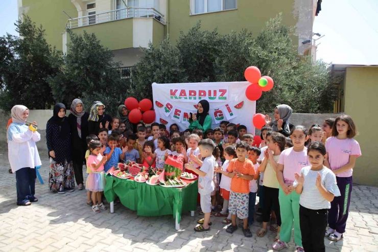 Depremzede Çocuklar Karpuz Şenliğinde Gönüllerince Eğlendi