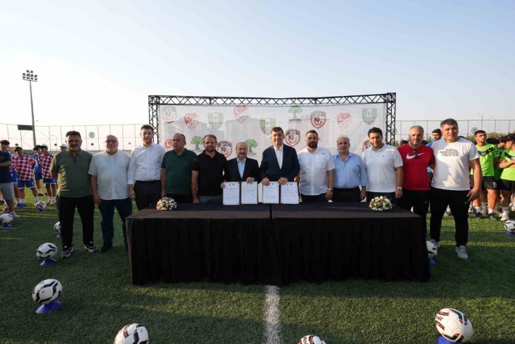 İmzalar, Gaziantep Futbolunun Geleceği İçin Atıldı