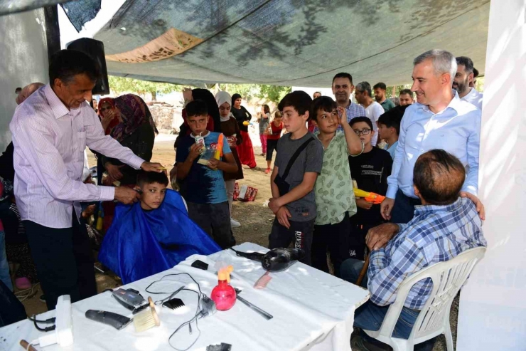 “iyilik Makası” Projesi Depremzede Çocuklara Umut Aşılıyor