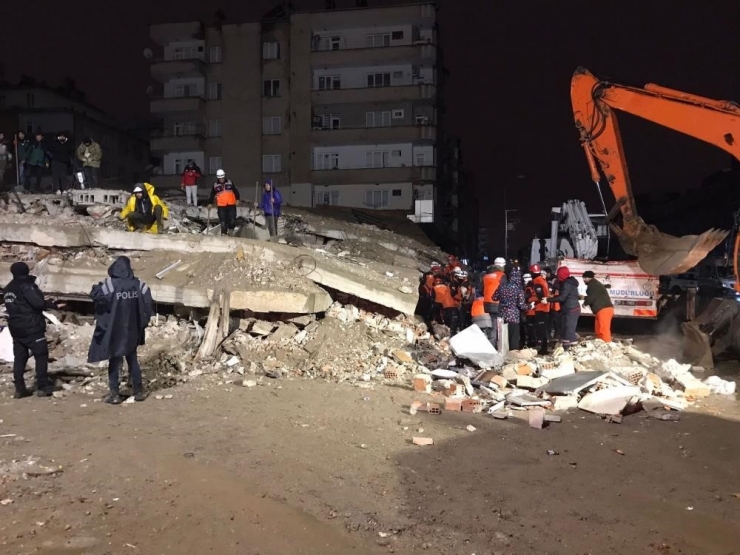 21 Kişiye Mezar Olan Gölgeler Apartmanı’nın Betonunda Dere Kumu Ve Çakıl Kullanılmış