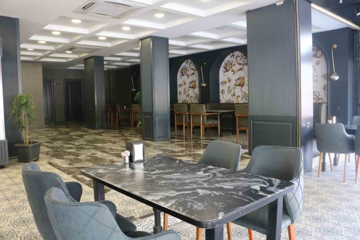 Diyarbakır’da Termometreler 47 Dereceyi Gösterdi: Restoranlar Boş Kaldı