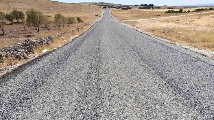 Çınar İlçesinde 23 Kilometre Yol Asfaltlandı