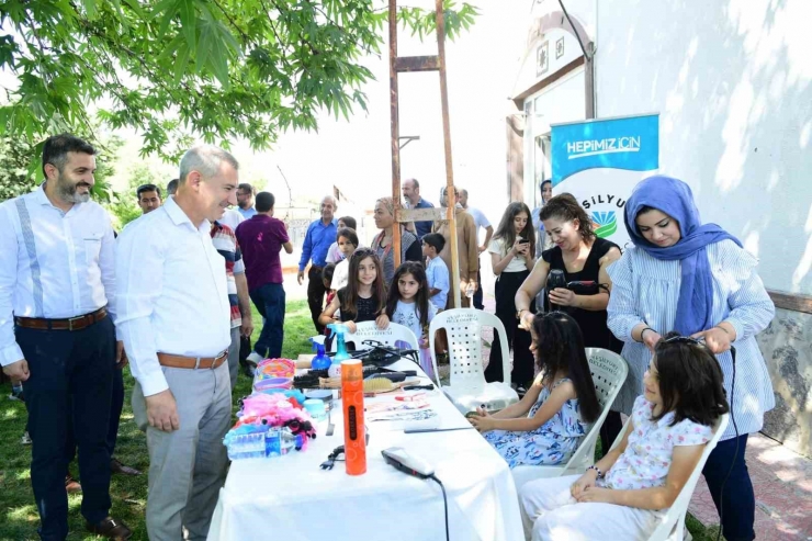 Topsöğüt’lü Çocuklar ‘iyilik Makası’ Etkinliğinde Keyifli Anlar Yaşadılar