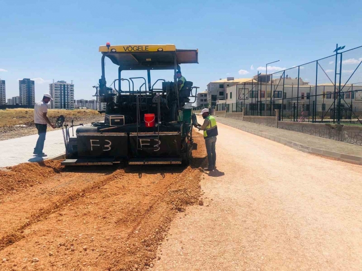 Yenişehir’de Yol Bakım Çalışmaları Devam Ediyor