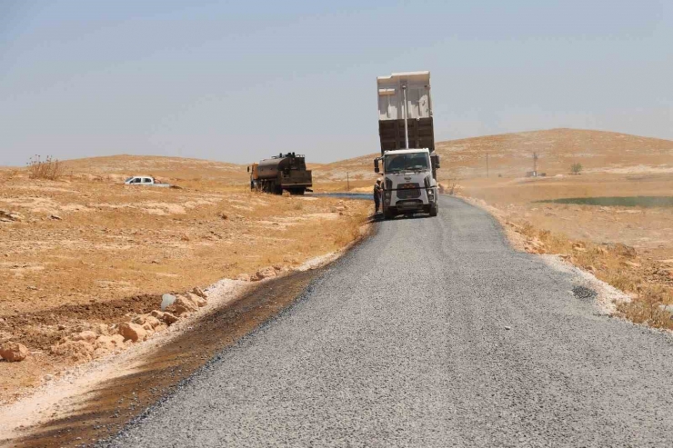 Kırsal Yollar Büyükşehir İle Asfaltla Buluşuyor