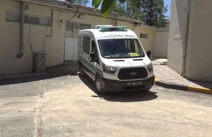 Gaziantep’te Tartıştığı Şahsı Öldüren Kadın Tutuklandı