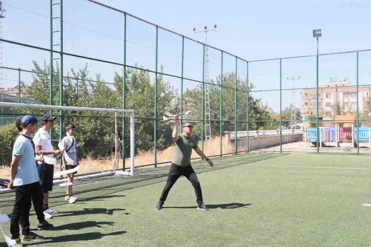 Büyükşehir’den Gazi Şehirli Gençlere Temel Havacılık Eğitimi