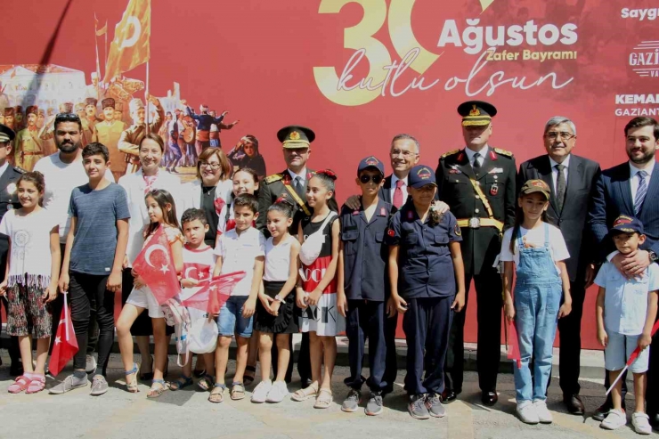 Gaziantep’te 30 Ağustos Zafer Bayramı Coşku İle Kutlandı