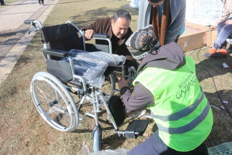 Gaziantep Büyükşehir, Deprem Sonrası Binlerce Vatandaşa Temas Etti