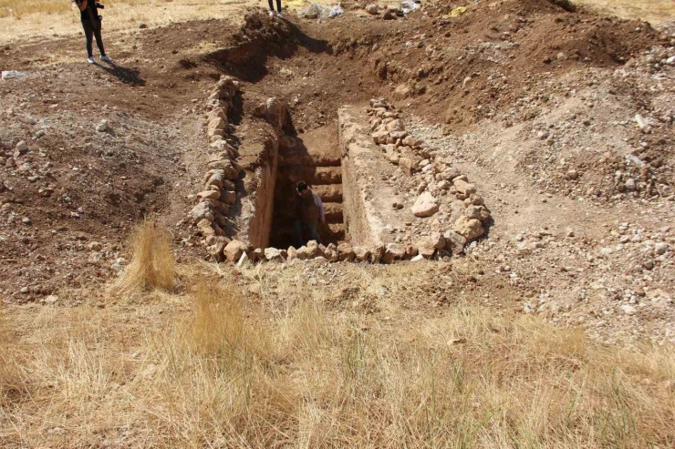 Kaçak Kazı İhbarıyla Bulundu