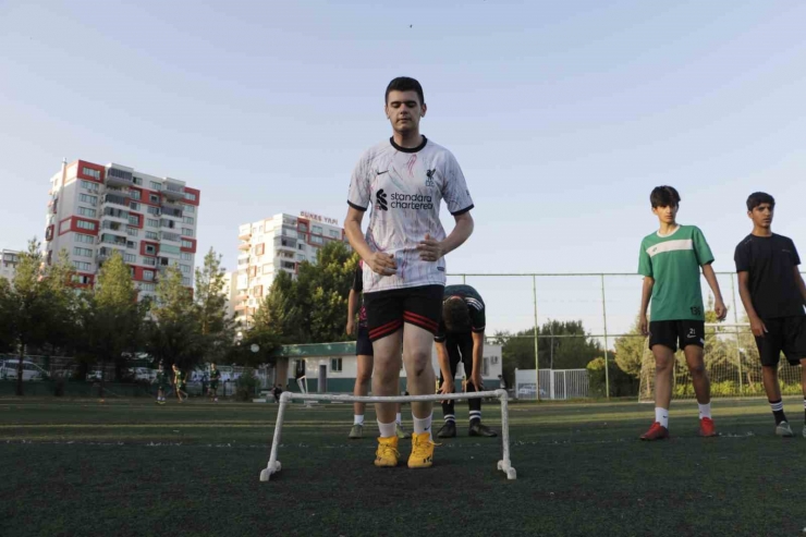 Diyarbakır’da Yetişen Çocuk Ve Genç Futbolcular, Süper Lig Takımlarına Hazırlanıyor