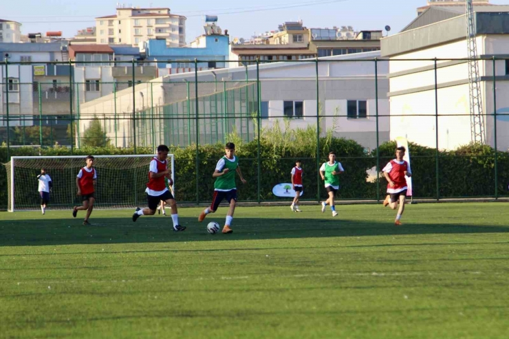 Yeşil Sahada Yeni Yetenekler Belirlendi