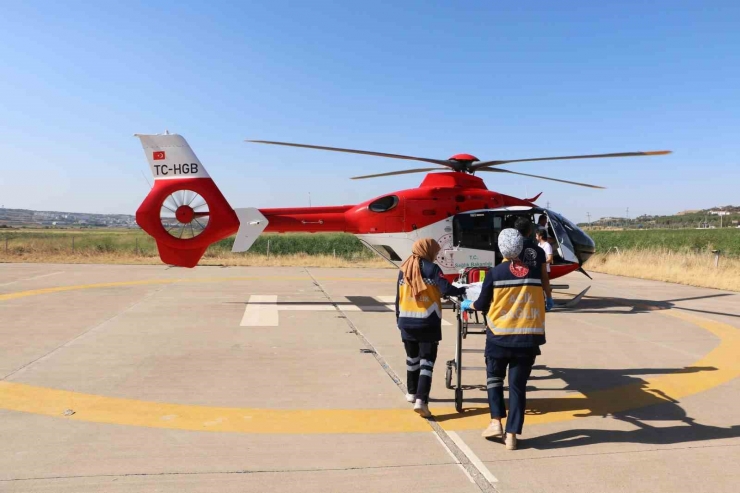 Ambulans Helikopter 2,5 Yaşındaki Eda İçin Havalandı