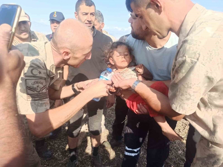 Gaziantep’te Akşam Saatlerinde Kaybolan 2,5 Yaşındaki Çocuk Sabah Bulundu