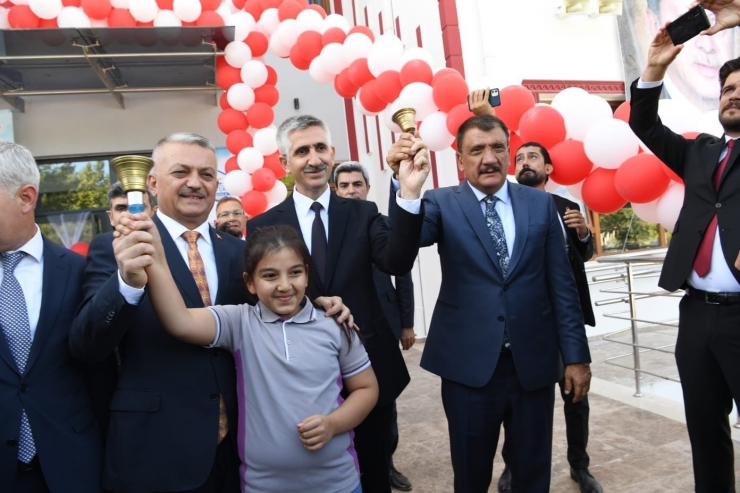 Deprem Bölgesi Malatya’da Yeni Eğitim-öğretim Başladı