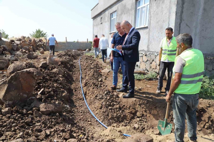 Diski, Kırsal Mahallelerin İçme Suyu Sorunlarını Çözüyor